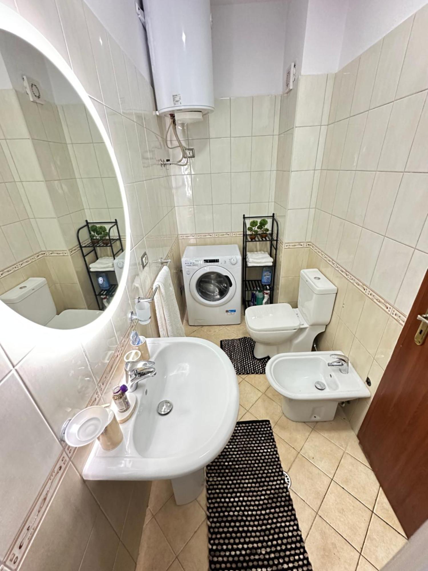 Apartament Dora *